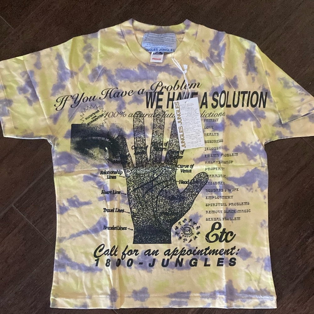 NWT Jungles Jungles Tie-Dye Graphic Tee. Men’s size medium.